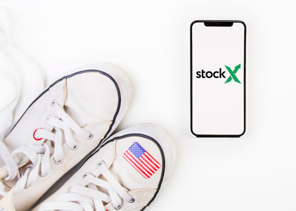 StockX Suomi: Autenttisten Oheistuotteiden ja Streetwearin Mets&auml;st&auml;jien Salainen Ase
